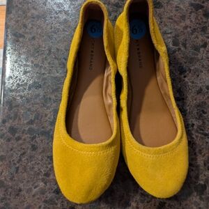 Lucky Brand Mustard Yellow Suede Flats. Like New. Size 6.5.